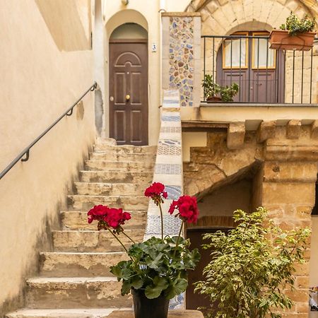 Appartement Antico Portale à Trapani Extérieur photo